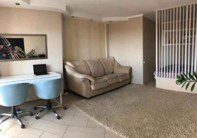 Apartment In The Center Черкассы Экстерьер фото