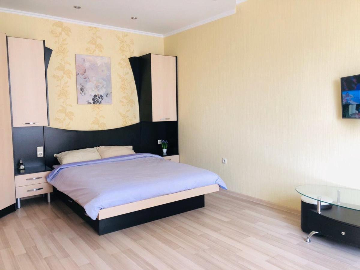 Apartment In The Center Черкассы Экстерьер фото